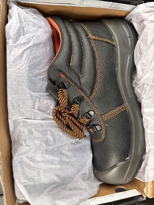 Buty robocze - rozmiar 42
