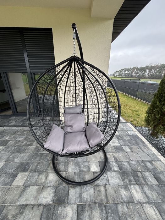 Fotel wiszący ogrodowy kokon