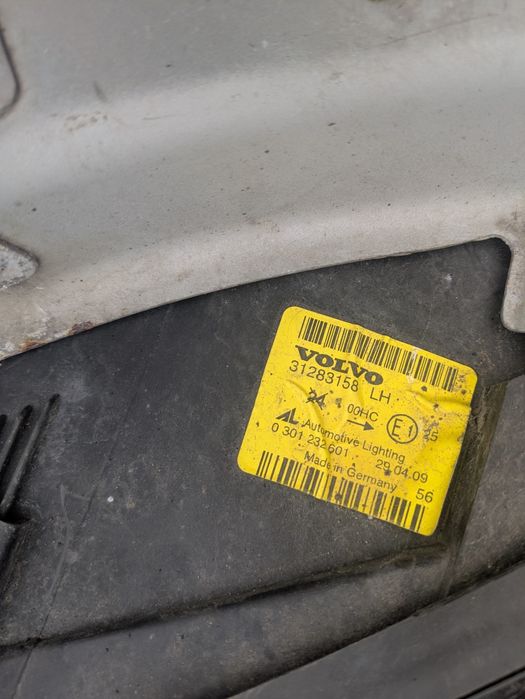 Передній бампер крило фари телевізор радіатор капот комплект volvo v40