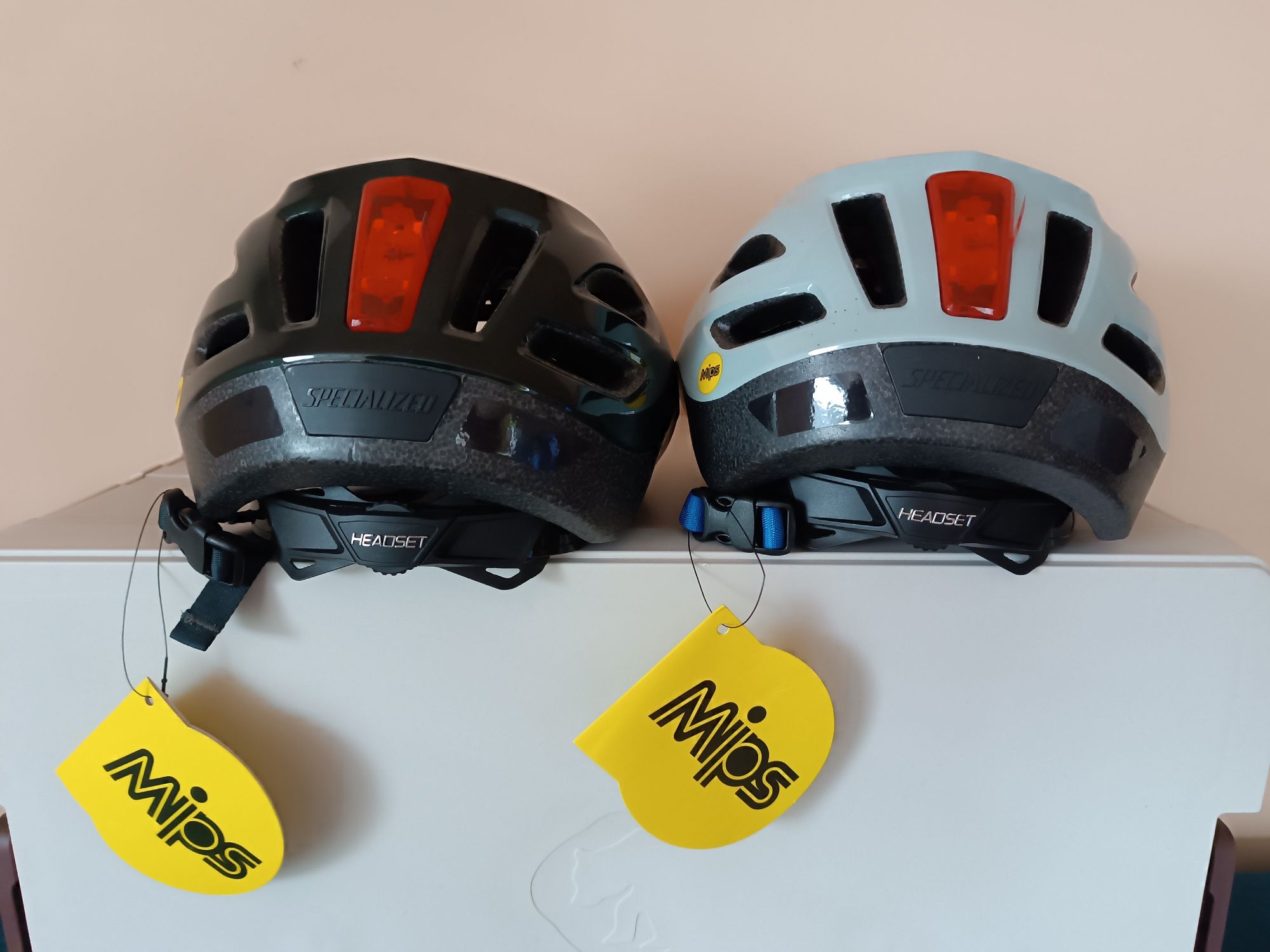 Nowe kaski Specialized Shuffle LED MIPS
