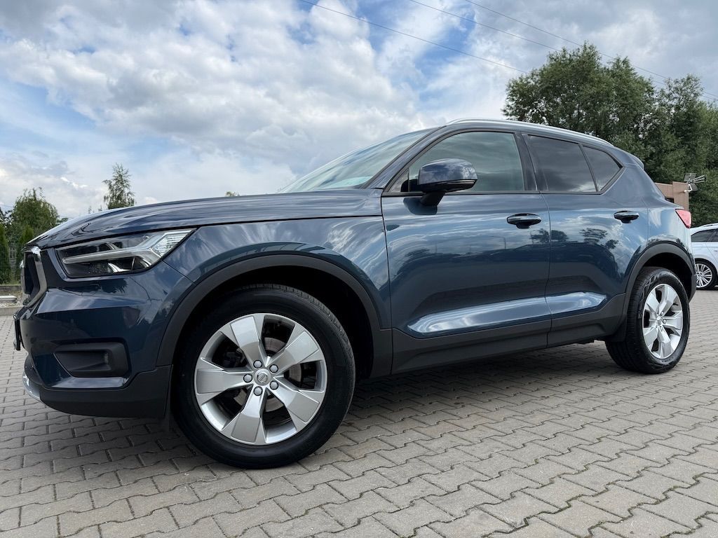 Volvo XC 40 JAK NOWY AUTOMAT FULL LED HARMAN BLIS kamery 360 el klapa navi pdc aso