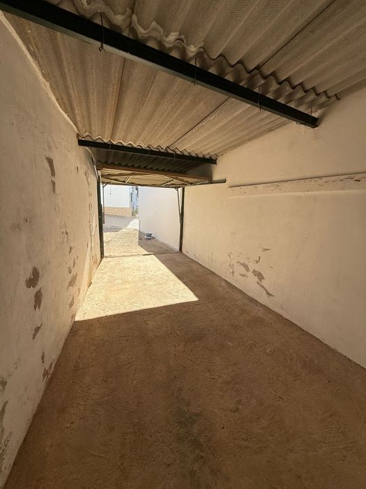 GARAGEM Olhão espaçosa