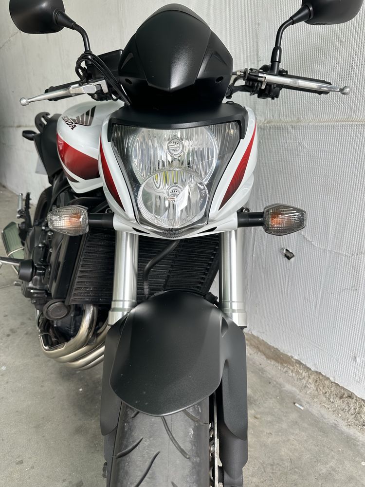 Honda hornet 2010