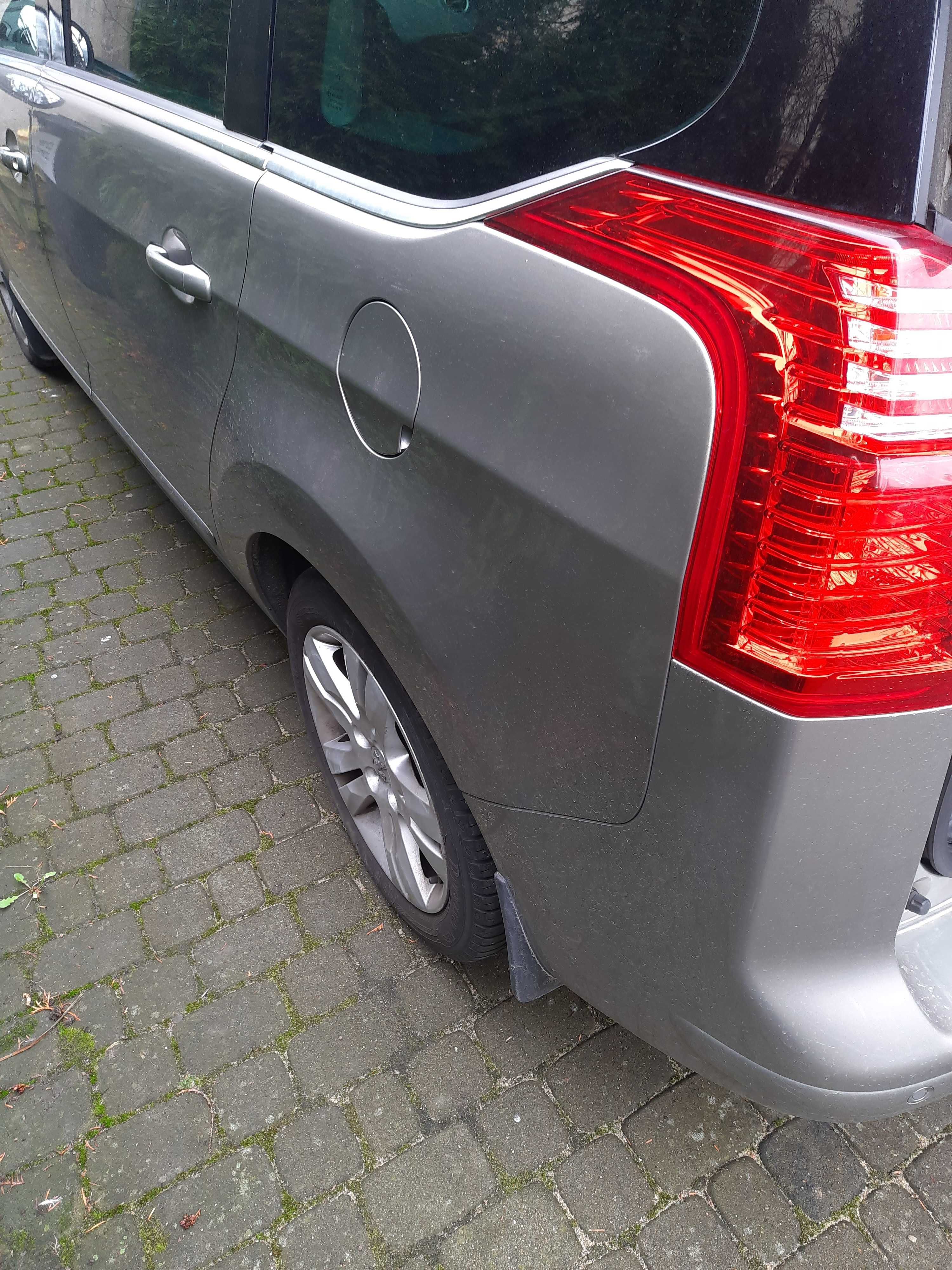 Sprzedam  Peugeot 5008 - zadbany.