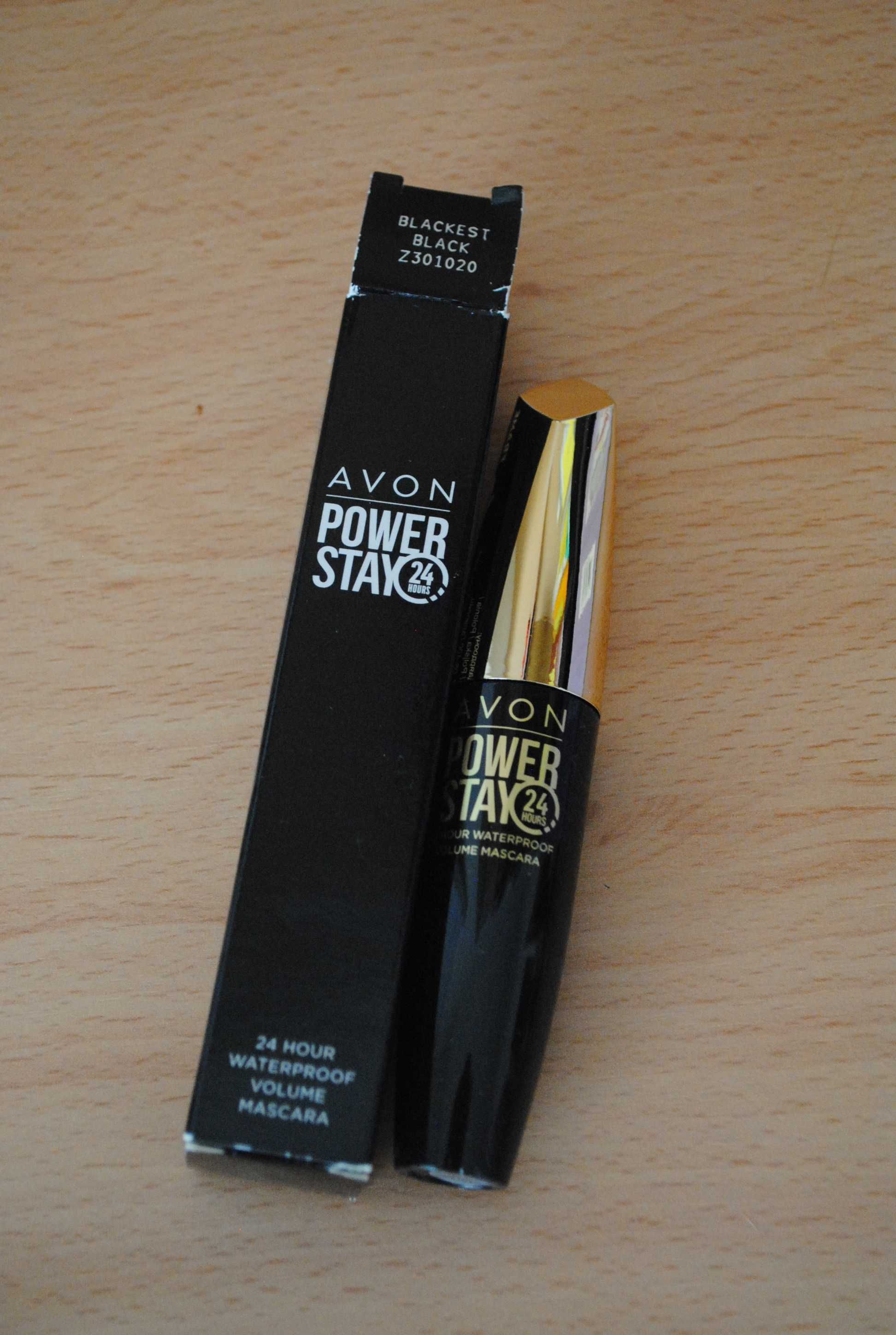 Power Stay Máscara para pestanas 10 ml Preto Avon