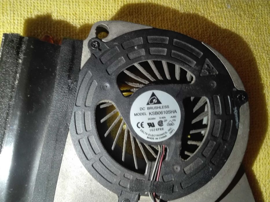 кулер  atoju003dro з вентилятором  KSB06105HA для ноутбука