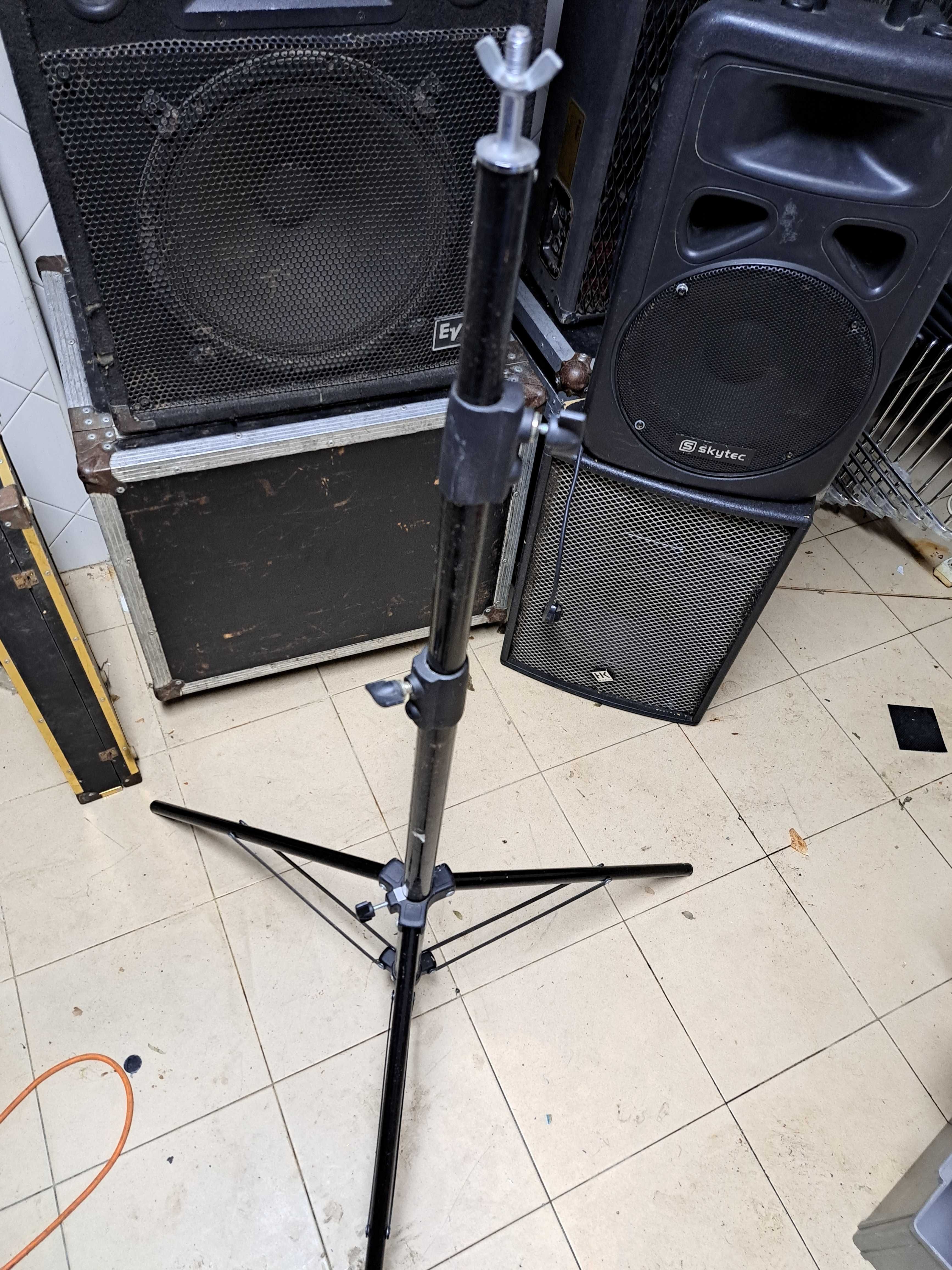 Colunas e amplificadores vários