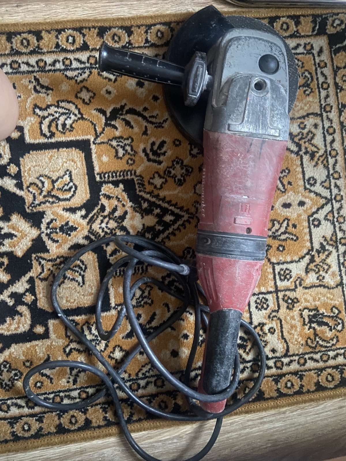 Szlifierka Milwaukie AGVKB 24-230  EKX 2400W