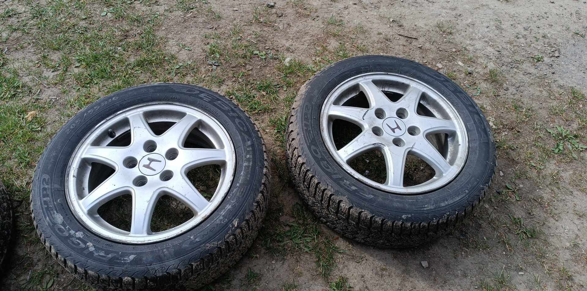 Opony Dębica Frigo z felgami 5x114.3 Honda