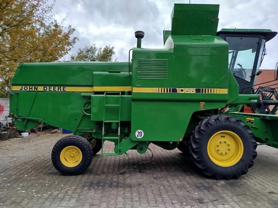 Комбайн зернозбиральний John Deere 1055, 1157. Джон Дір 1055