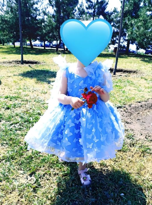 Дитяча святкова сукня