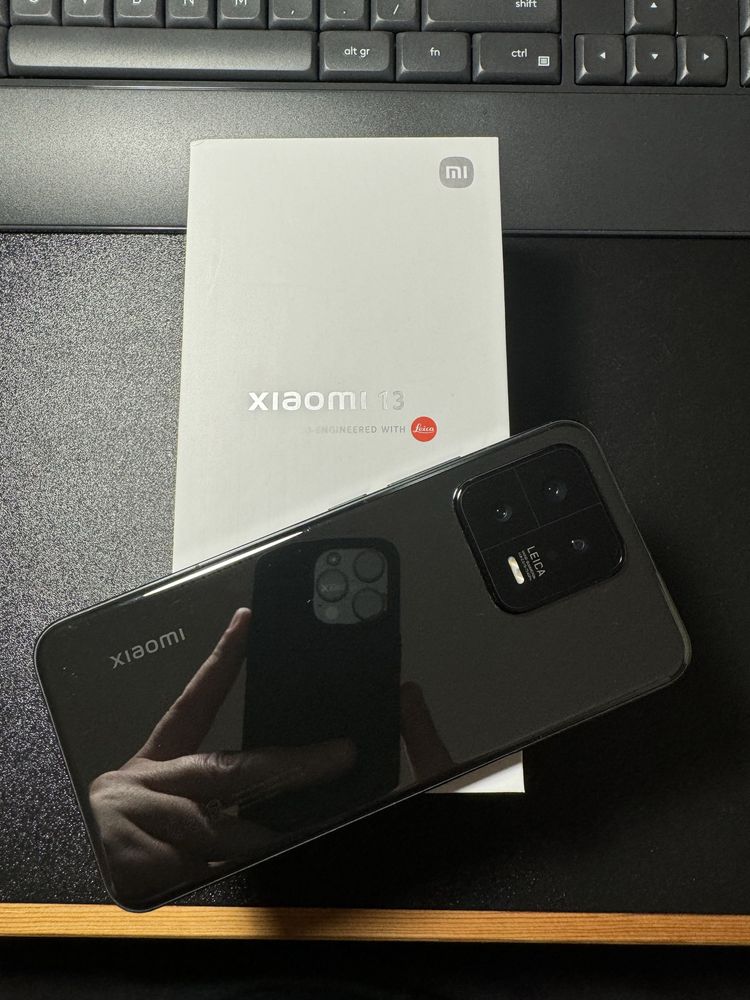 Xiaomi 13 w bardzo dobrym stanie