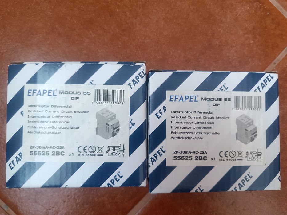 Disjuntores Efapel Novos