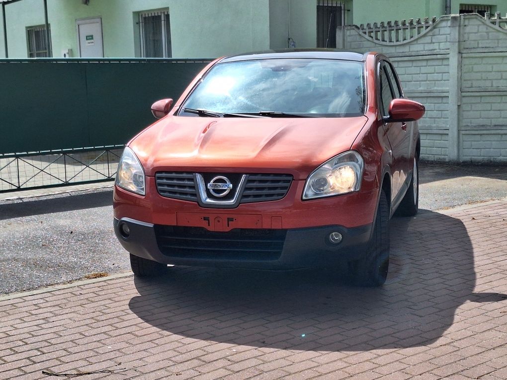 Nissan Qashqai 4x4 2.0 Benzyna Wersja Acenta, Panorama, Hak,