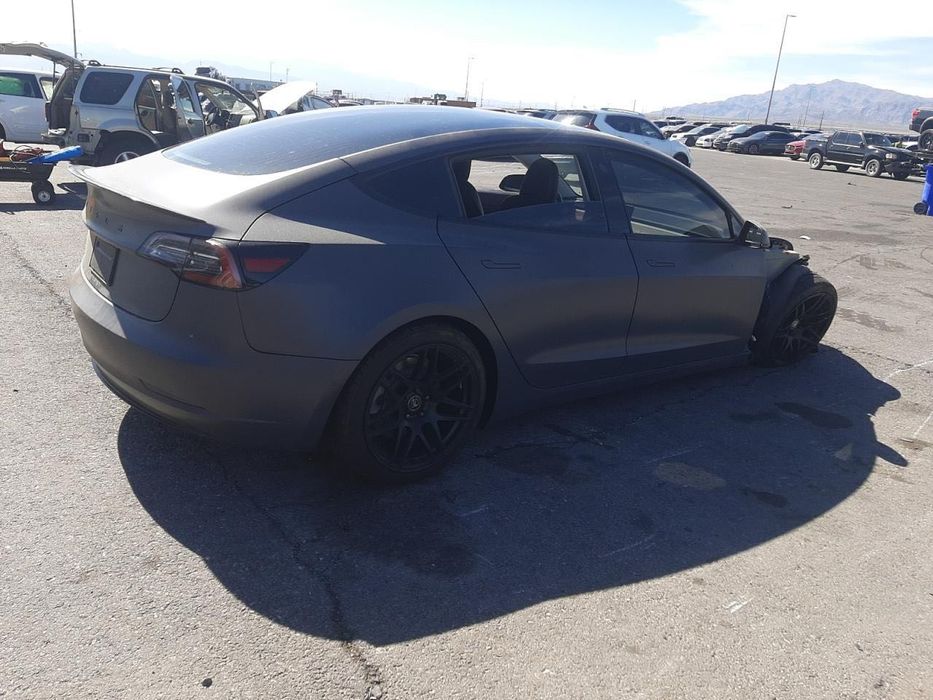 Tesla Model 3 SR RWD, 2019
