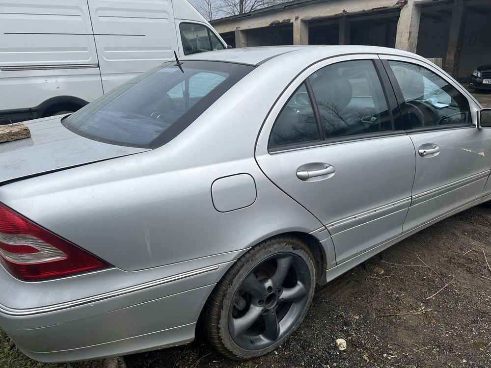 Розборка Mercedes c203 rest мерседес