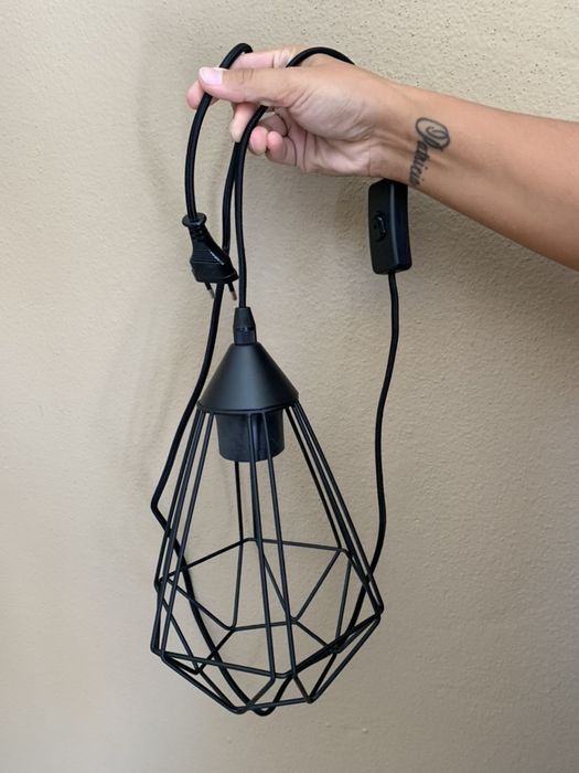 Candeeiro preto Leroy Merlin