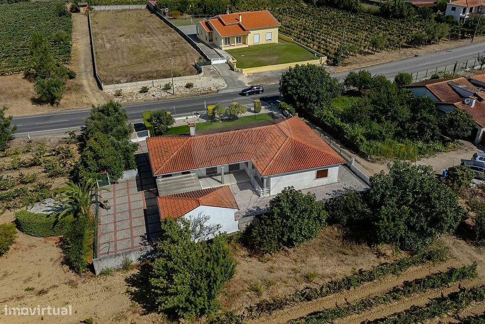 Moradia T4 para venda