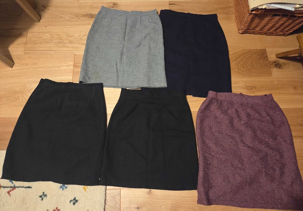 Paczka/zestaw 5 ciepłych spódnic r. 36