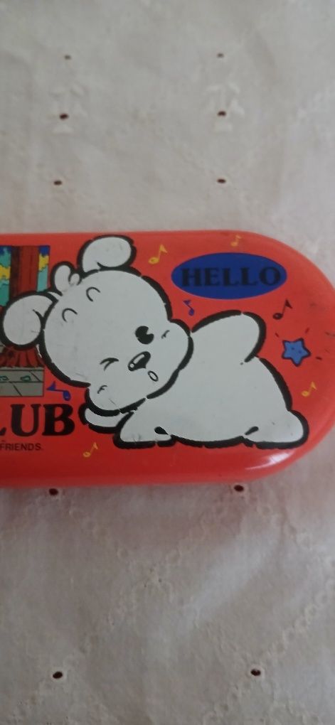 Estojo de lata Ninka Club