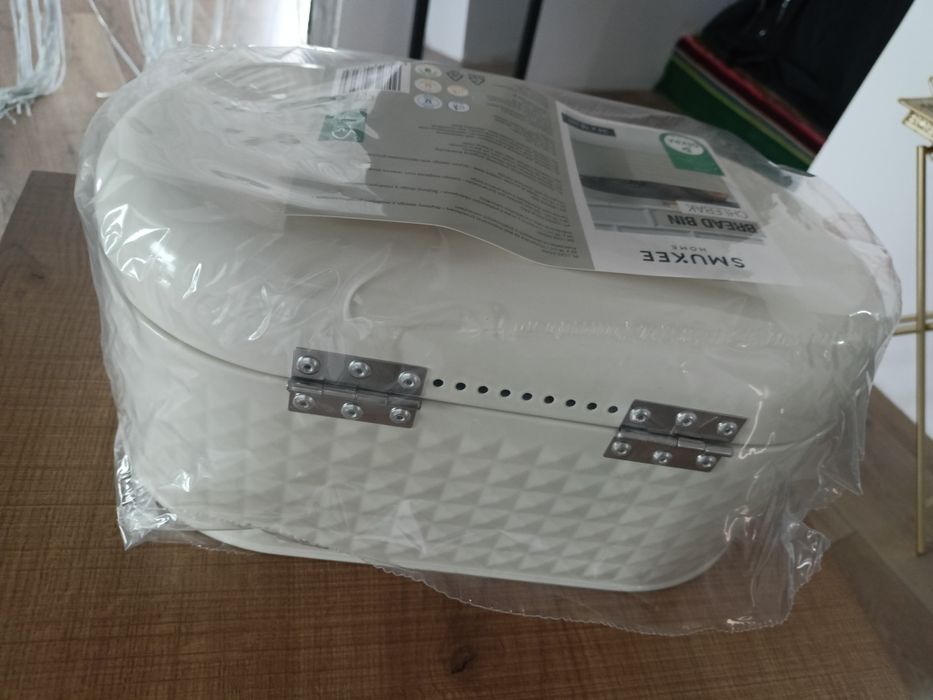 Chlebak biały ze złotem