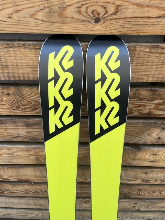 Narty Juniorskie K2 Poacher Jr 119cm TWINTIP ALLmoutain