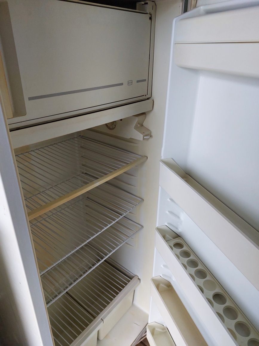 Холодильник робочий  в гуртожиток,  малий