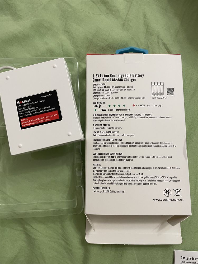 Зарядний пристрій для AA та ААА акб Soshine li-ion акумуляторів 1.5v