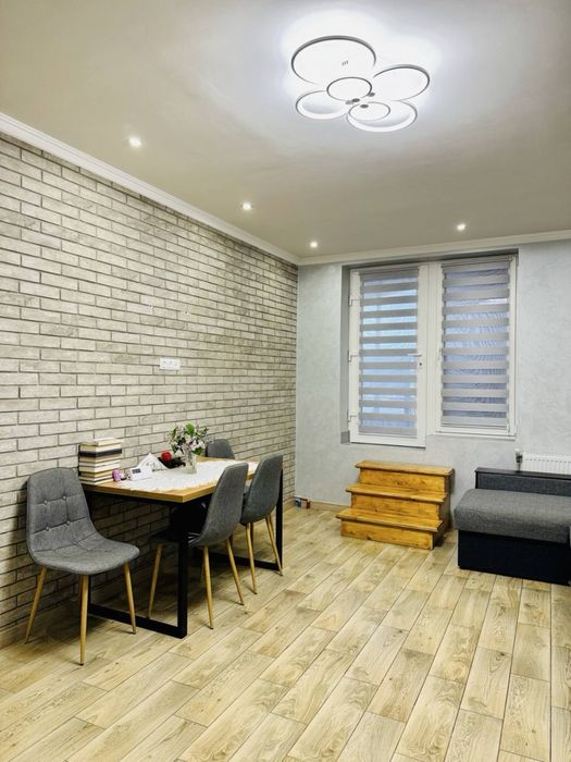 Енергозберігаючий будинок в Ужгороді з доходом 1000$ в місяць