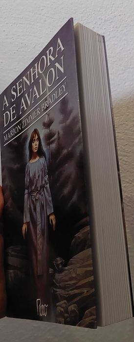 A senhora de Aval9, Marion Zimme4 Brafley