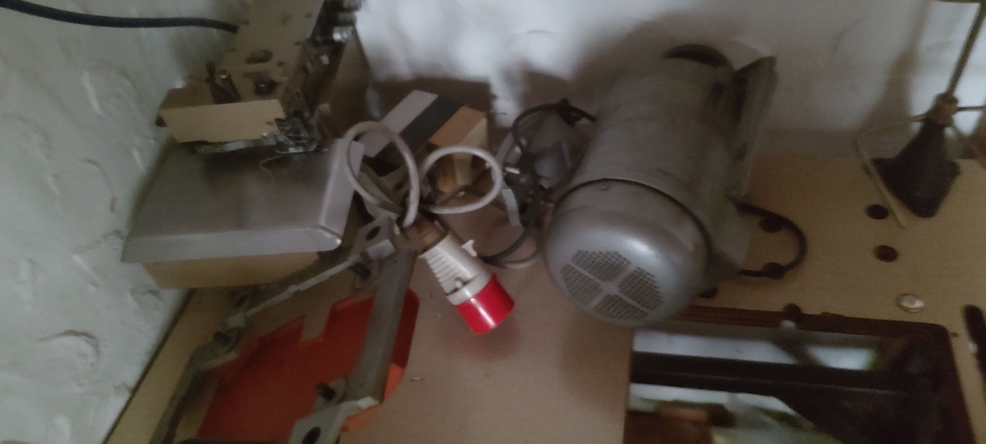 Overlock  Altin.