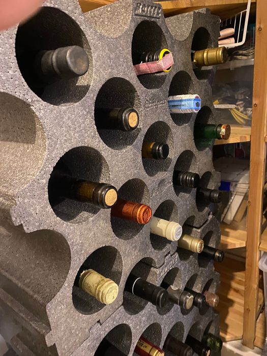 Garrafeira em módulos 5€ cada