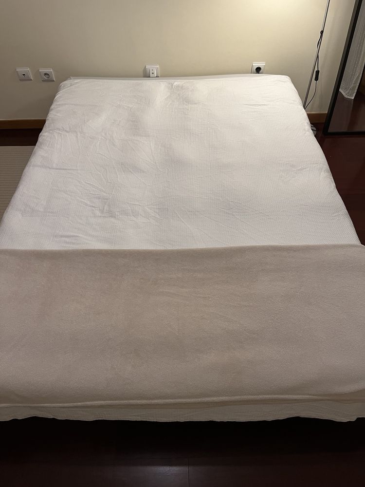 Sofa-cama c/ baú IKEA