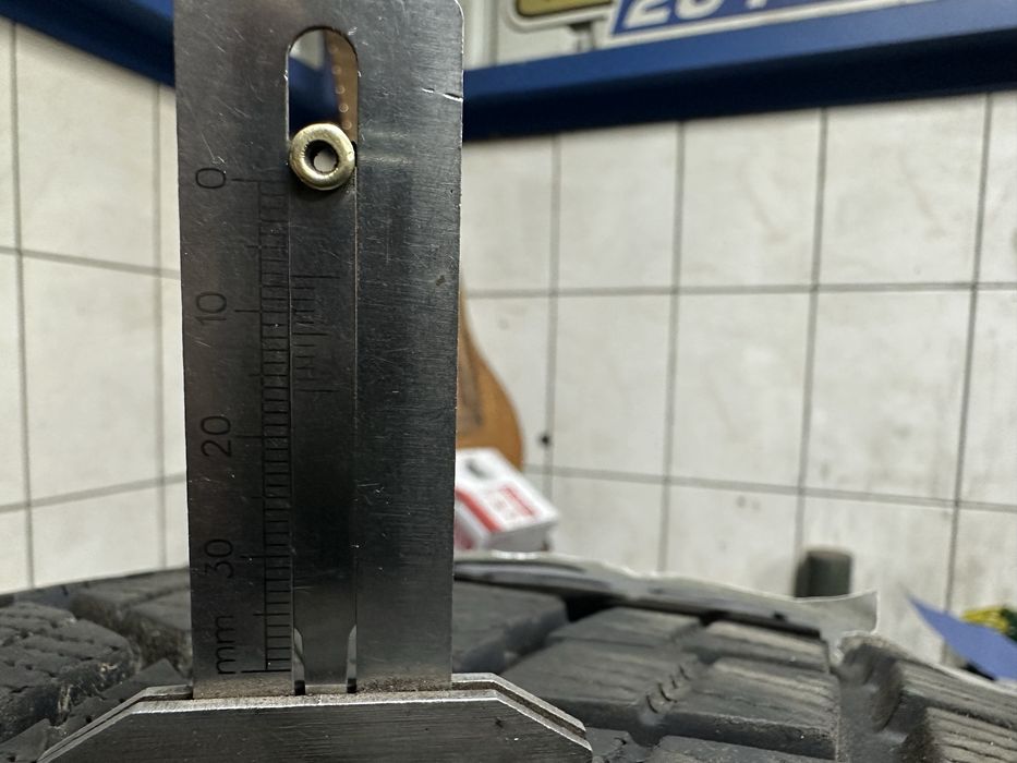 Гарні шини преміум свгменту.