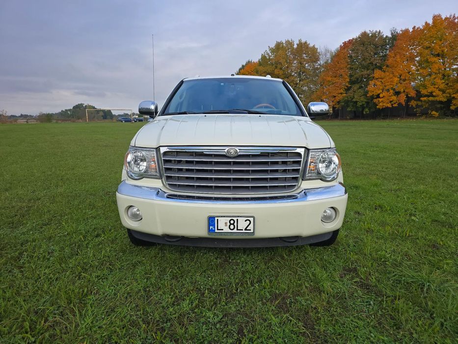 Chrysler Aspen