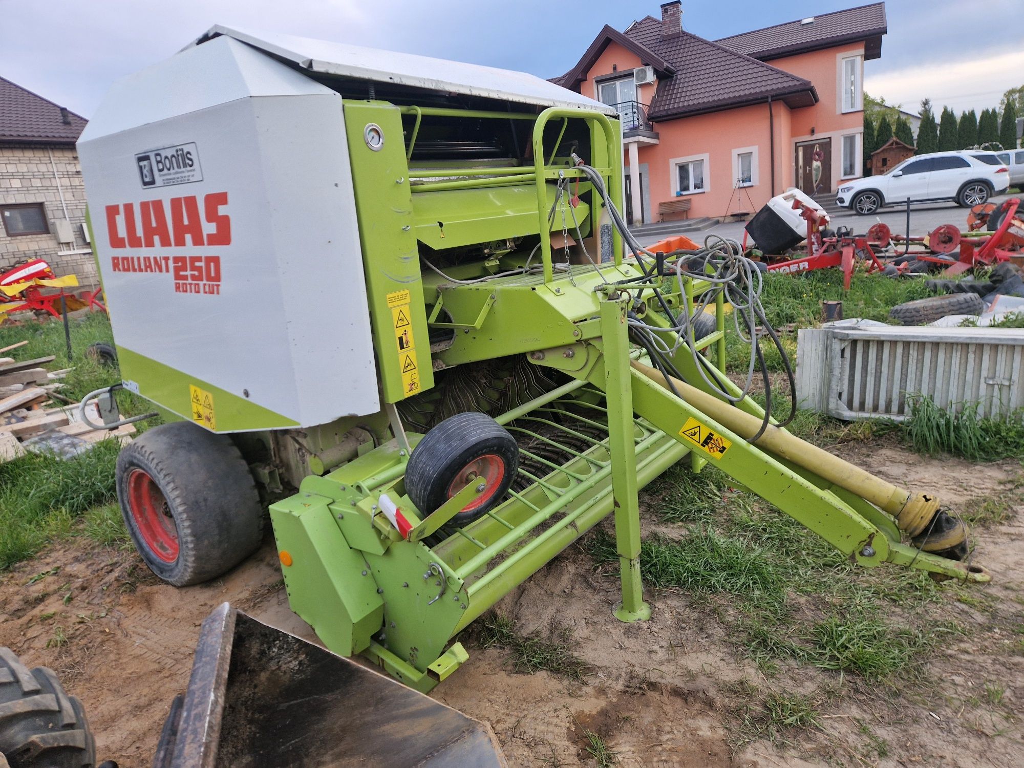 Czesci prasa claas rolland roto cut 250  255  i inne modele 340