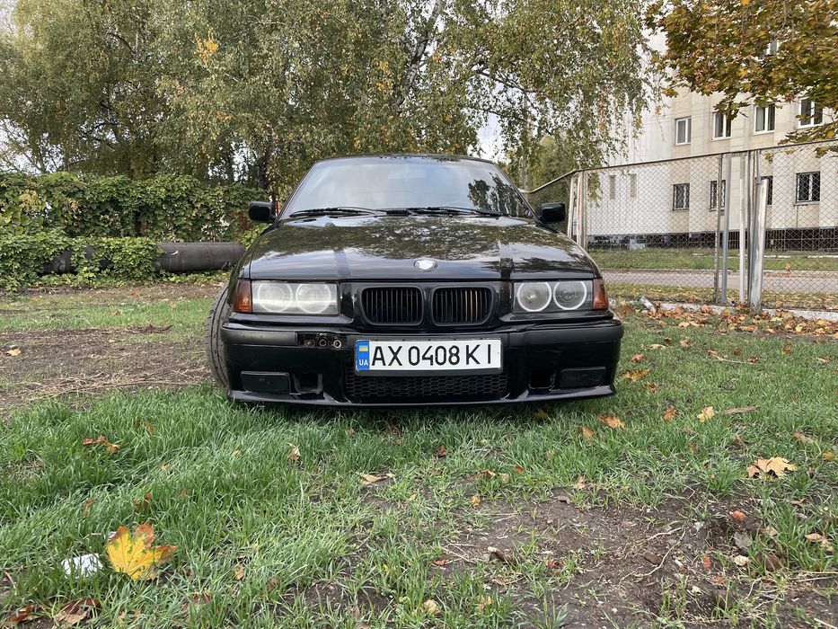 BMW e36 325 м50б25