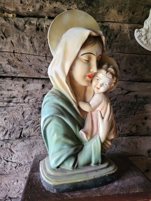 Maryja z dzieciątkiem Jezus Matka Boska figurka