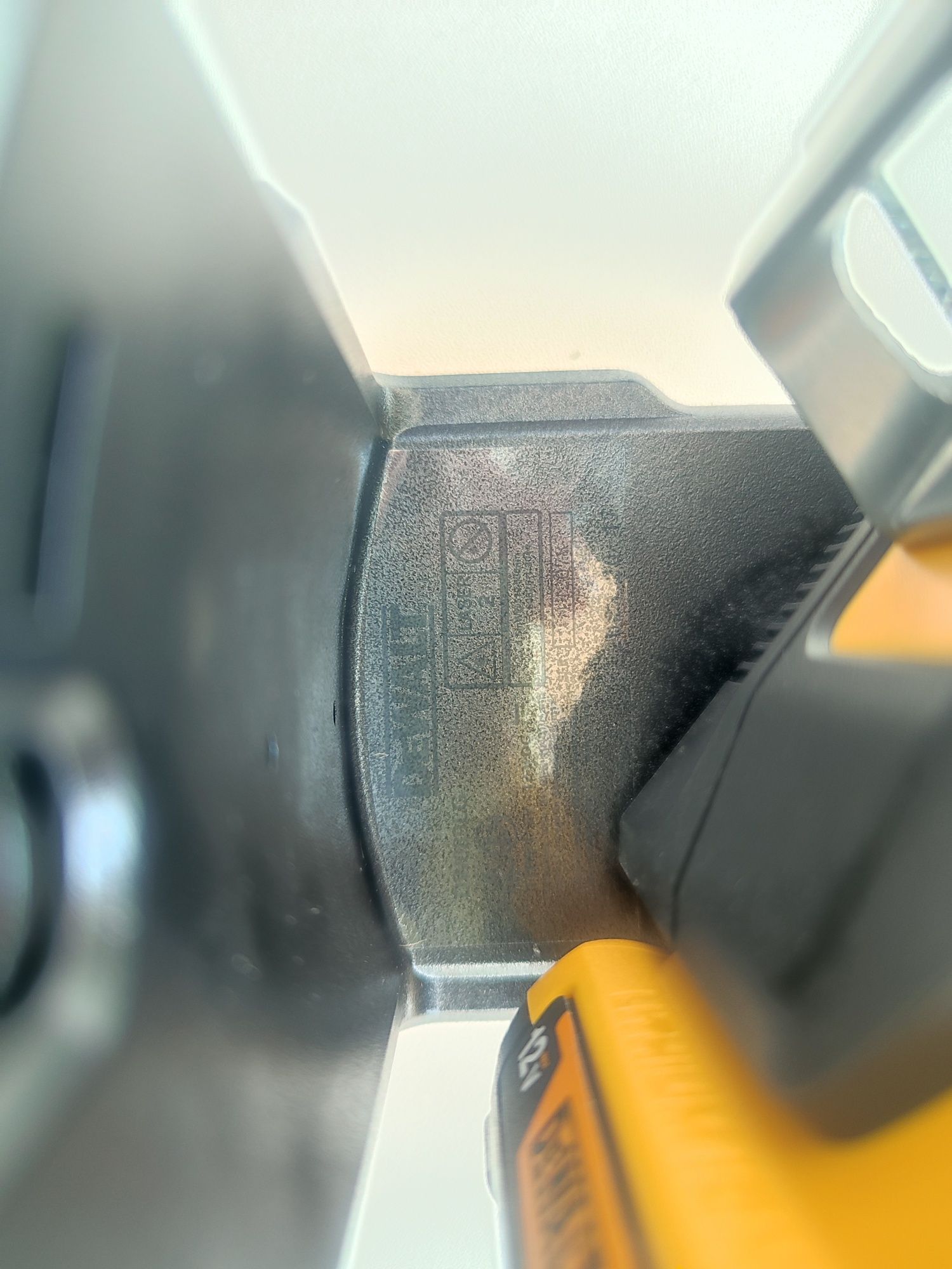 лазерный уровень Dewalt 089LG