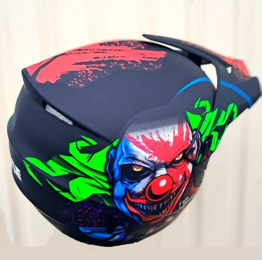 Мото шлем Sparck Batter с очками и перчатками в комплекте
