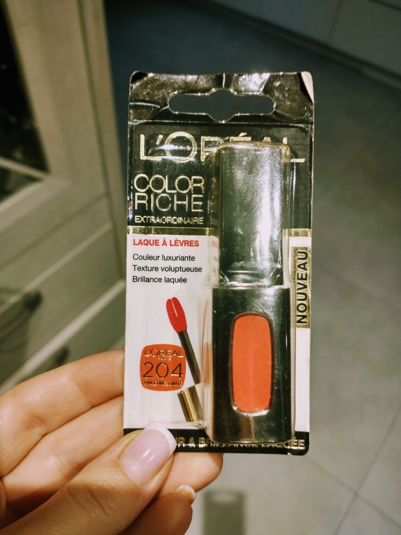 Nowa pomadka blyszczyk L'Oreal 204