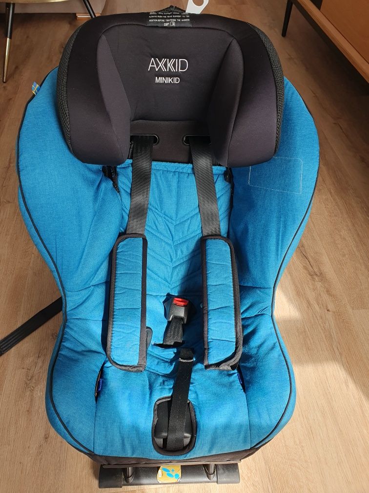 Fotelik samochodowy Axkid Minikid 2.0 9-25 kg