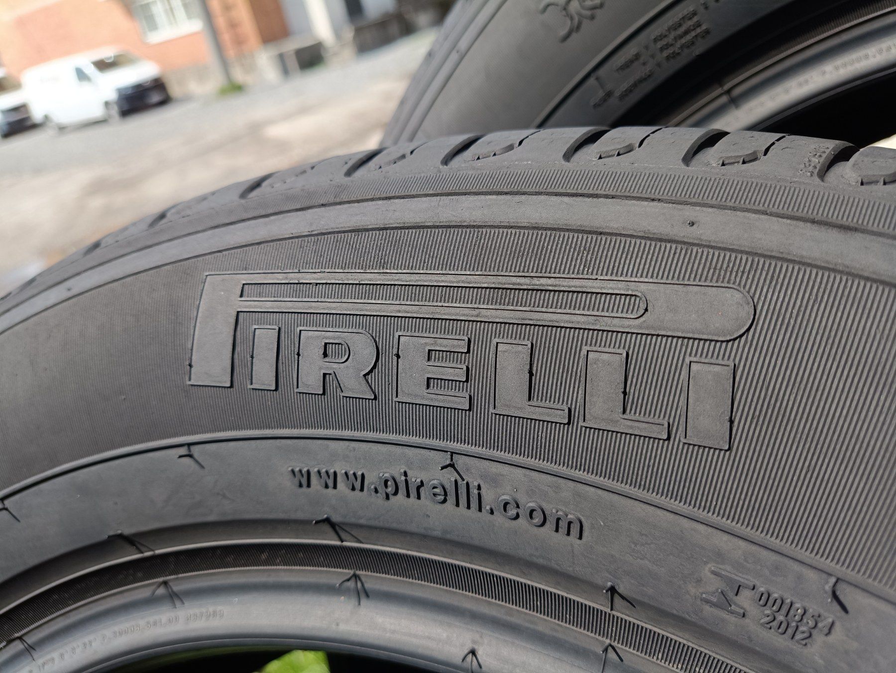 Літні шини Pirelli 215/65 R17 резина Р17