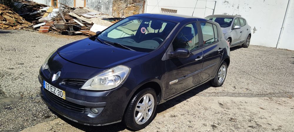 Renault Clio 1.5 DCI "rip curl"