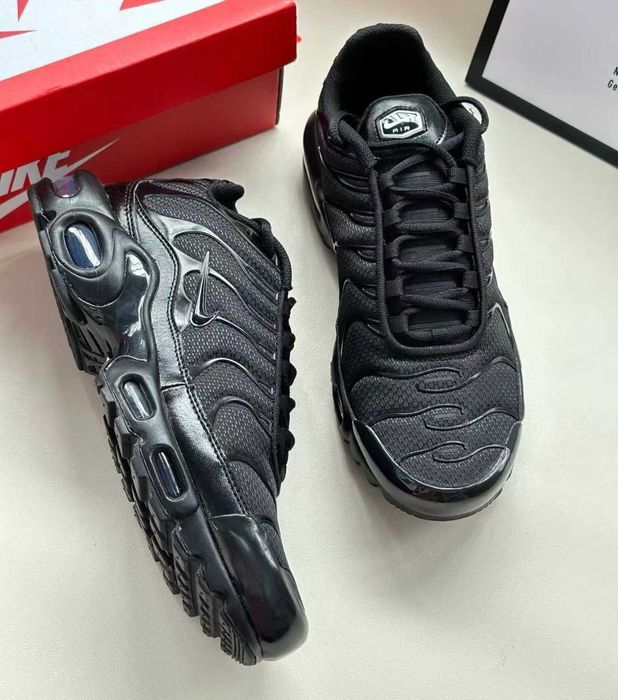Buty Trampk Nike Air Max TN Black R.41