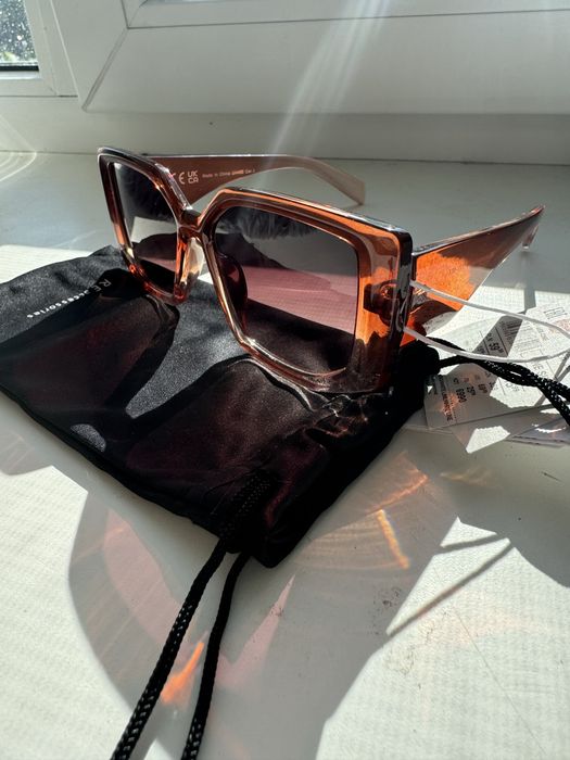 Солнцезащитные очки. НОВЫЕ