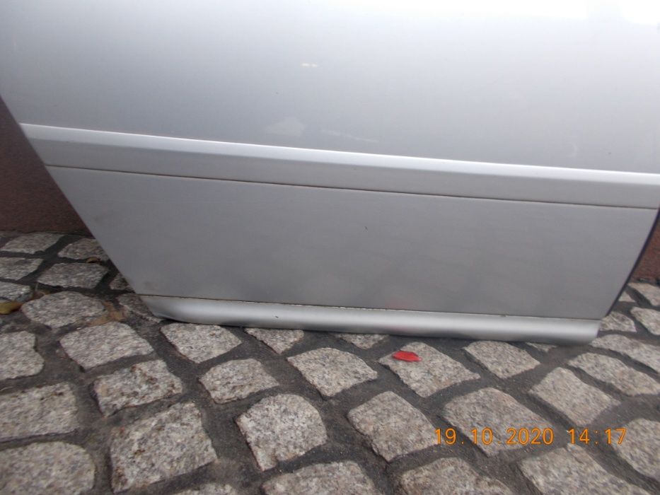 Drzwi prawy tył Audi a6c5 LY7W sedan