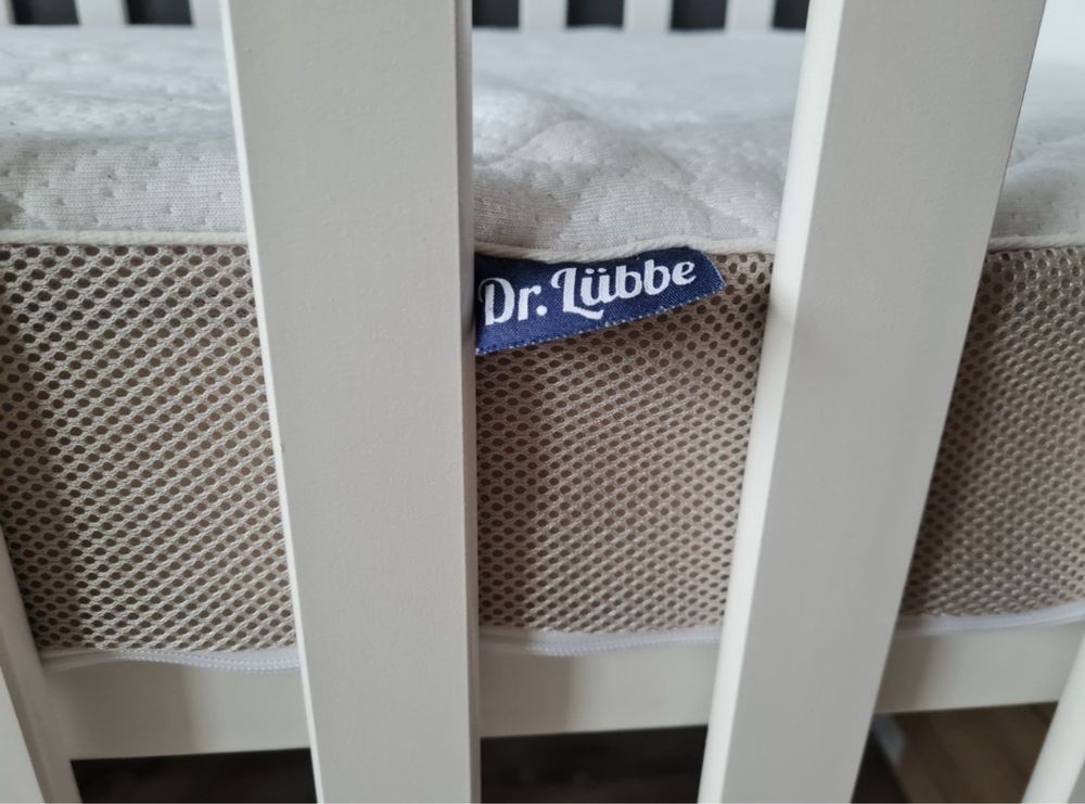 Łóżeczko dziecięce + Materac