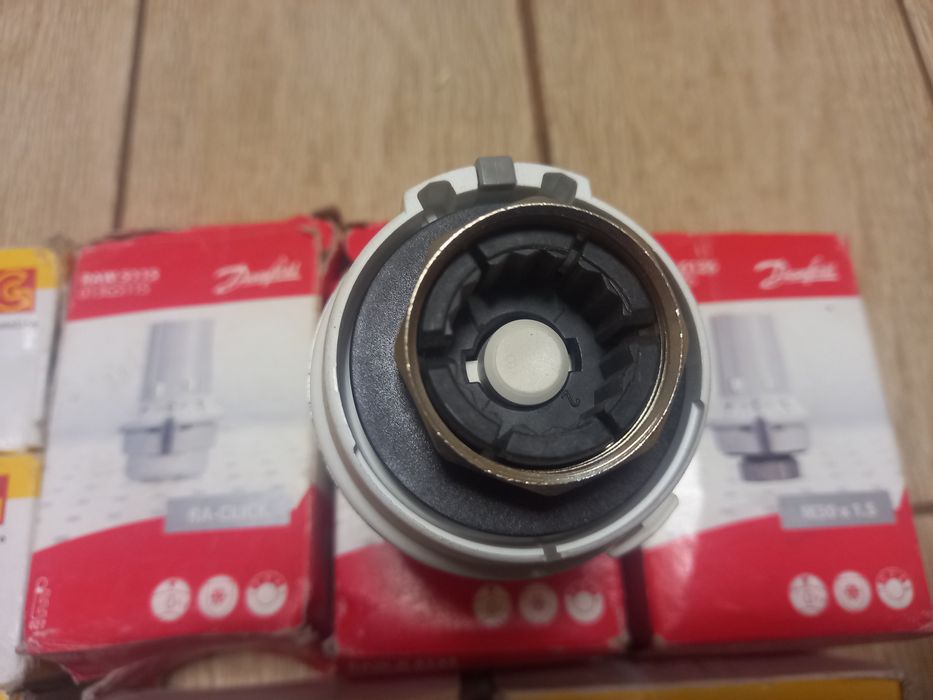 Термо головки до радіаторів