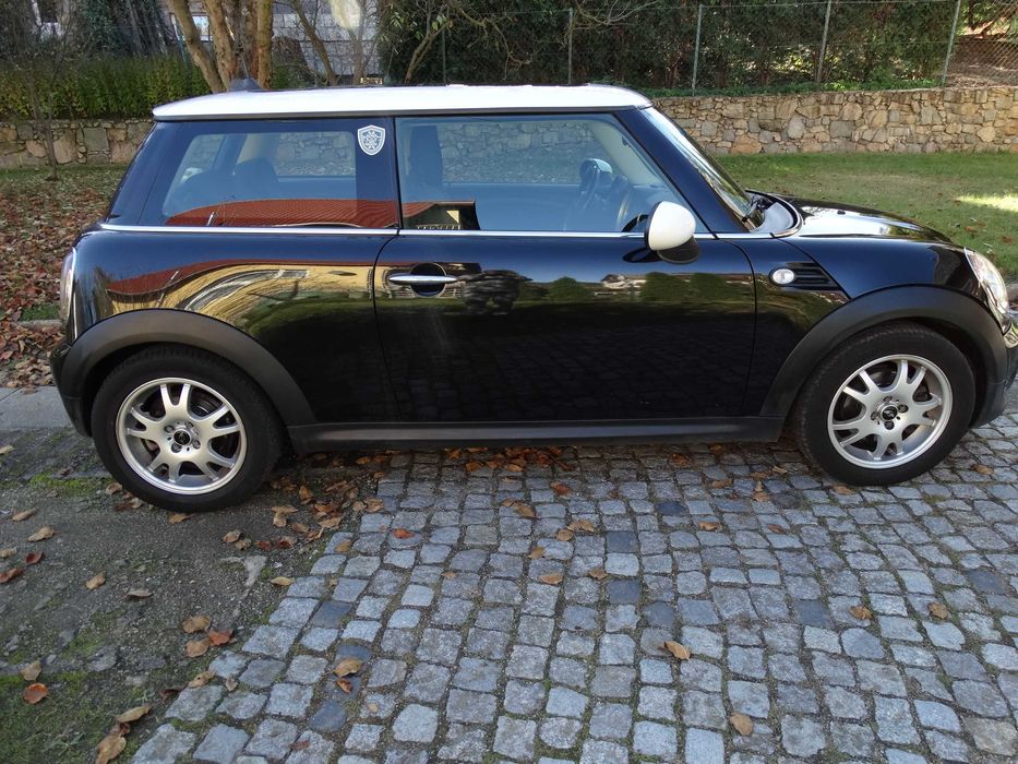 Mini Cooper 2010 r  1600cm